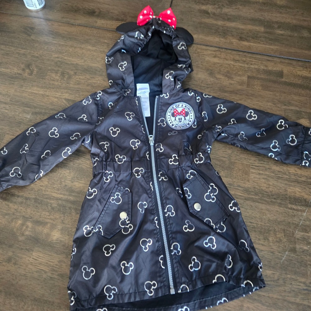 Disney Minnie Mouse Girls 2T Black Silver Foil Mickey Head Hooded Windbreaker‎